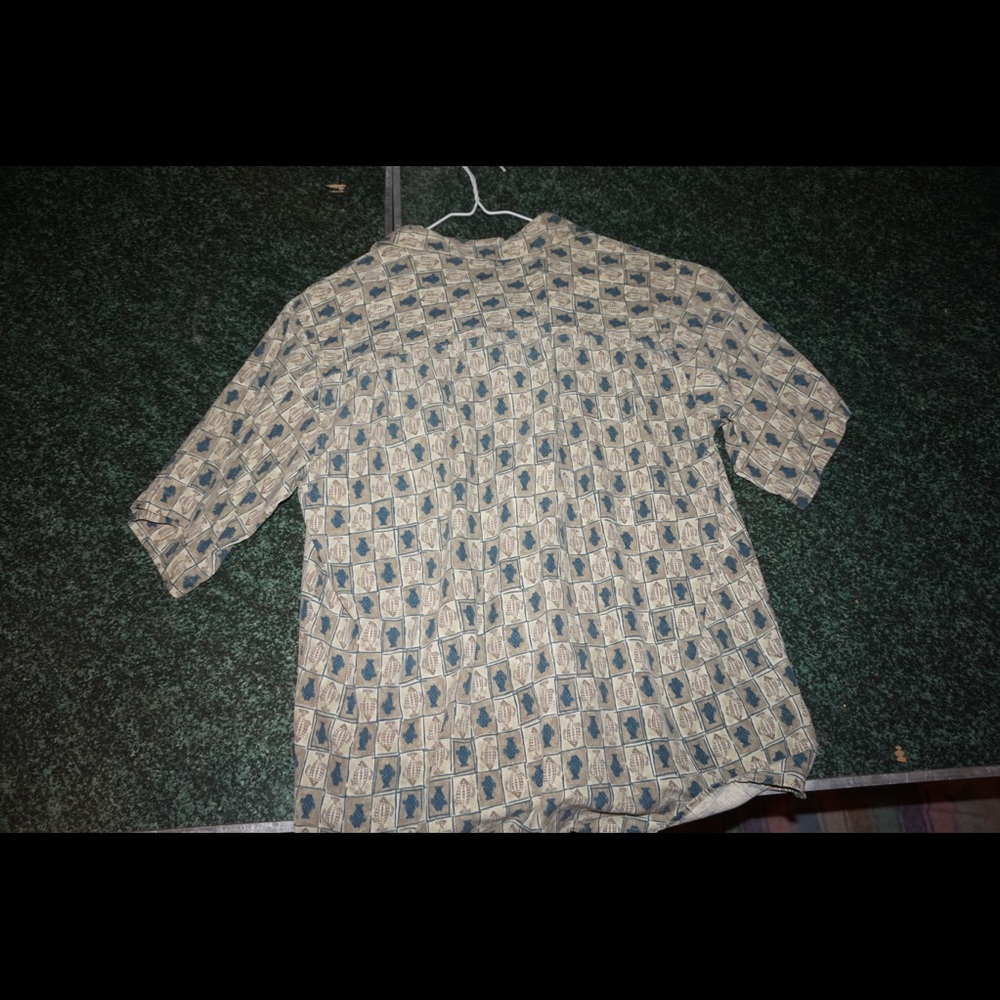 Fishing button down - Picture 4 of 4